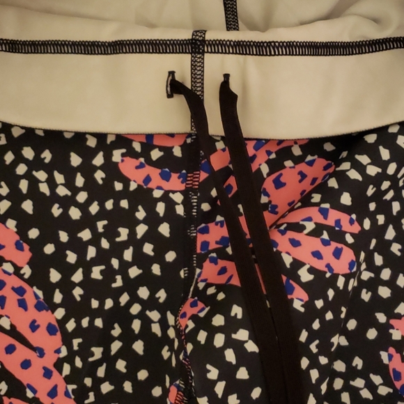 NWT New Balance Relentless Tights size S - Picture 3 of 7